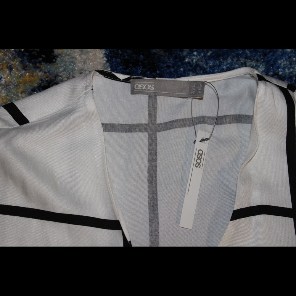 SOLD ASOS Striped Black & White Romper Size 4 - Picture 2 of 4